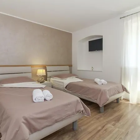 Nonina Hiza In - Haus Fuer 4 Personen Casa vacanze