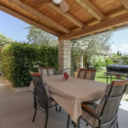 Nonina Hiza In - Haus Fuer 4 Personen Casa vacanze