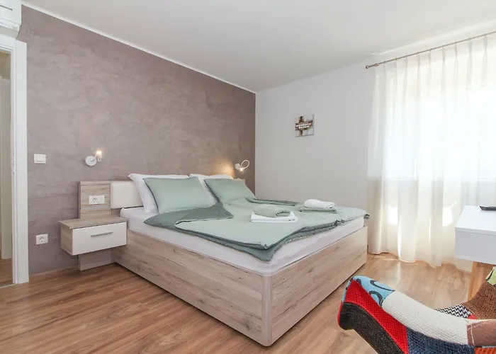 Nonina Hiza In - Haus Fuer 4 Personen Nyaraló *