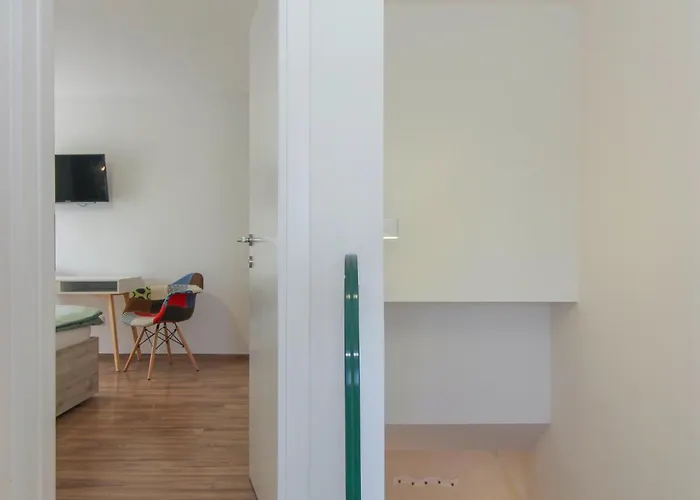 Nonina Hiza In - Haus Fuer 4 Personen