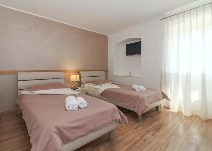 Nonina Hiza In - Haus Fuer 4 Personen Nyaraló Poreč
