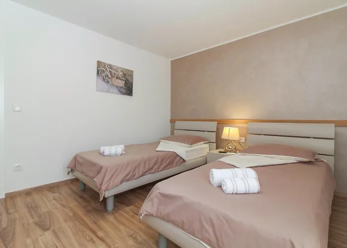 Prázdninový dům Nonina Hiza In - Haus Fuer 4 Personen